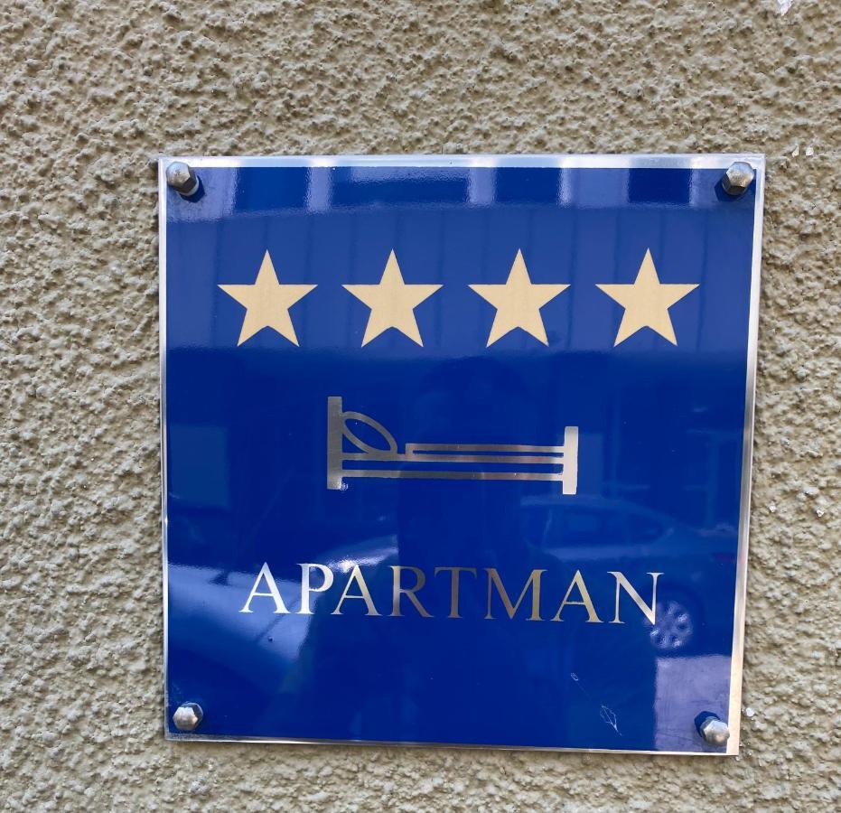 Apartman Royal 斯拉沃尼亚布罗德 外观 照片